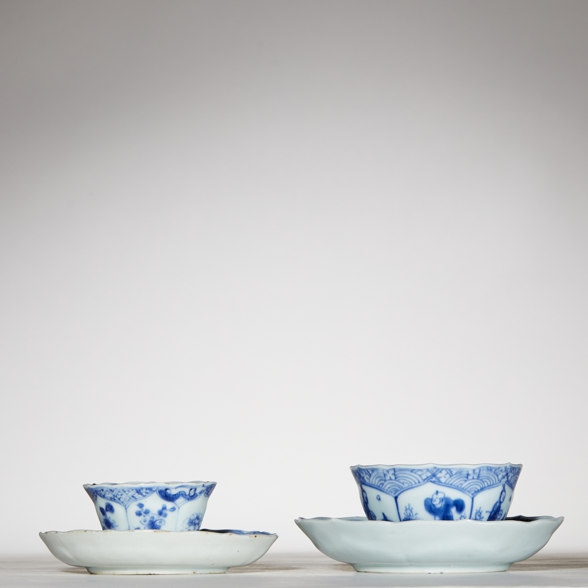 3663清康熙青花人物杯碟一套（两套）