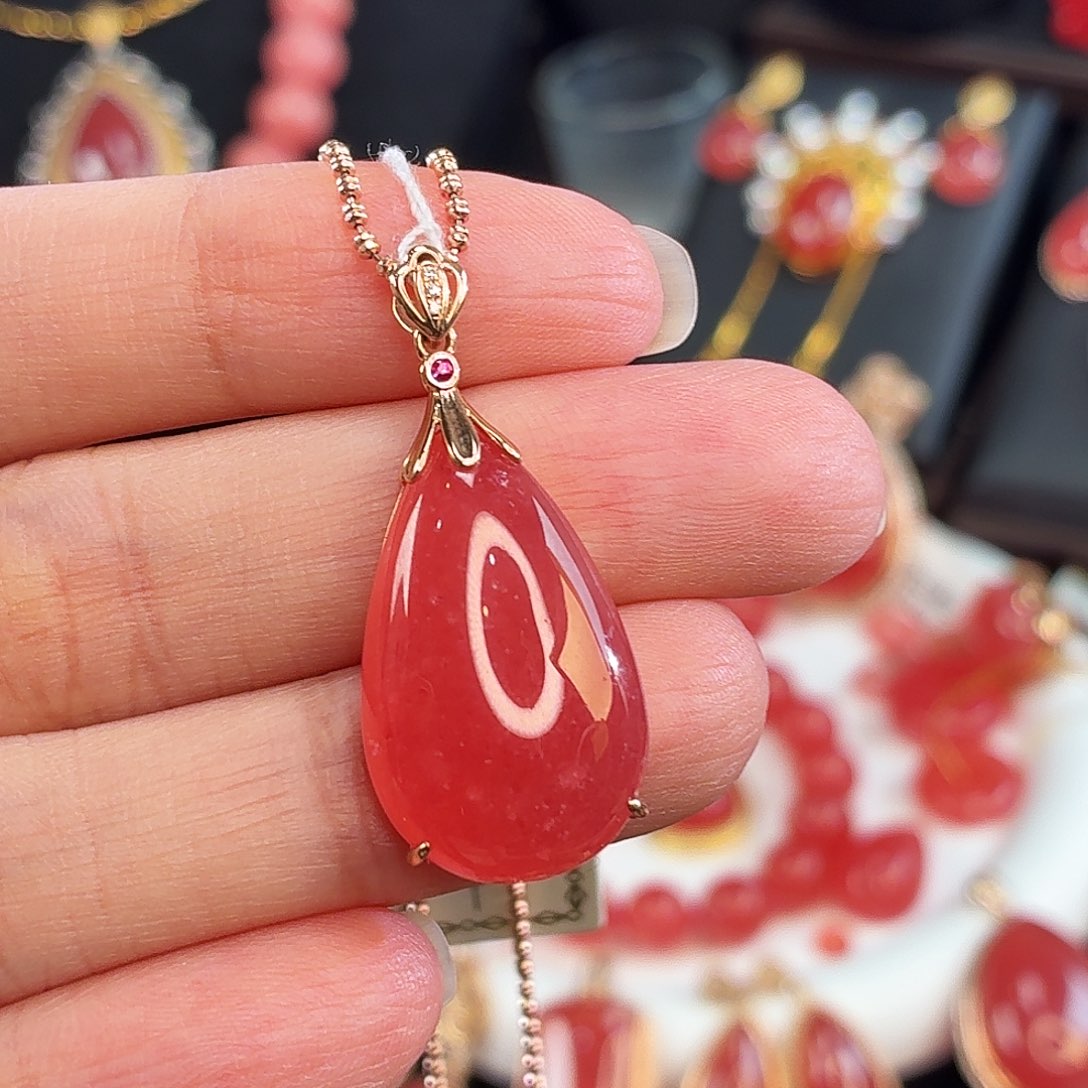 菱锰矿（红纹石）18K金镶嵌吊坠(不含链)人气王吊坠