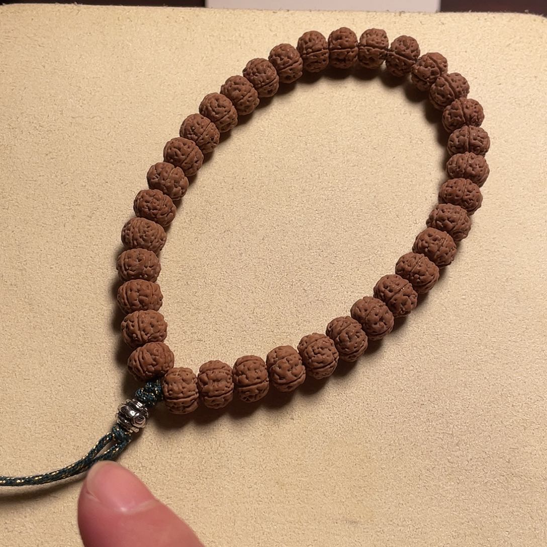 丶***沙金刚菩提吊坠老树王