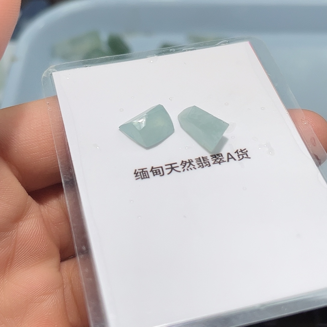 翡翠未镶嵌颈饰35678