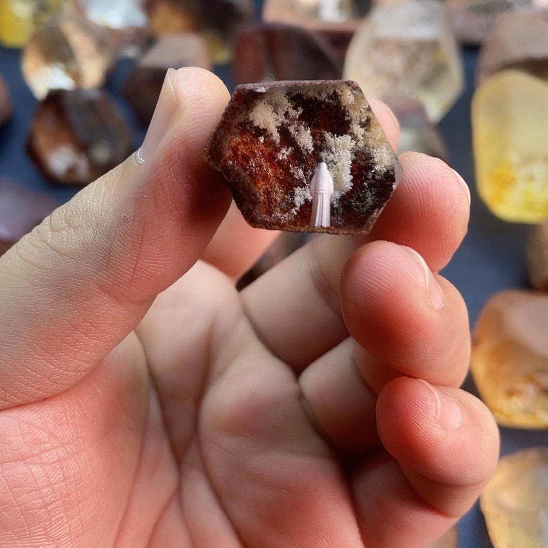 格***鲁水晶珠宝半成品未镶嵌