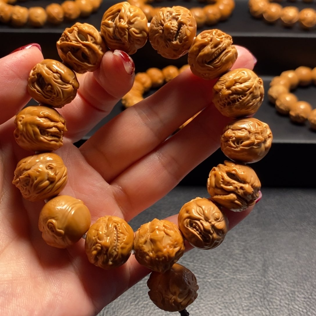 猴头核桃手串琳***公向死而生