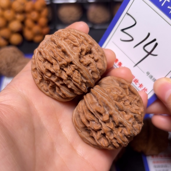 一***、文玩核桃把件42四座楼314全