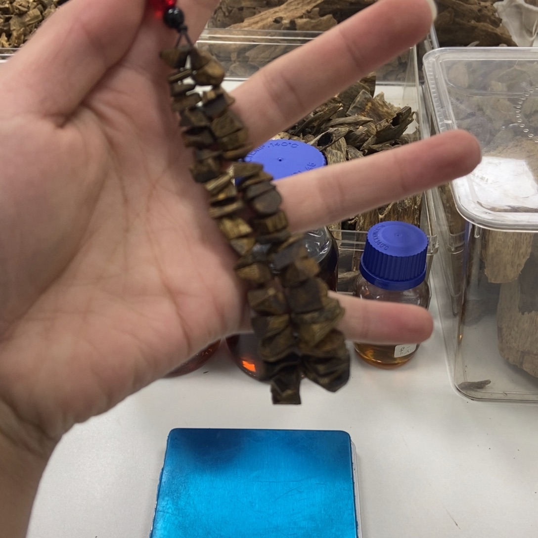 沉香棋楠沉香车挂一条