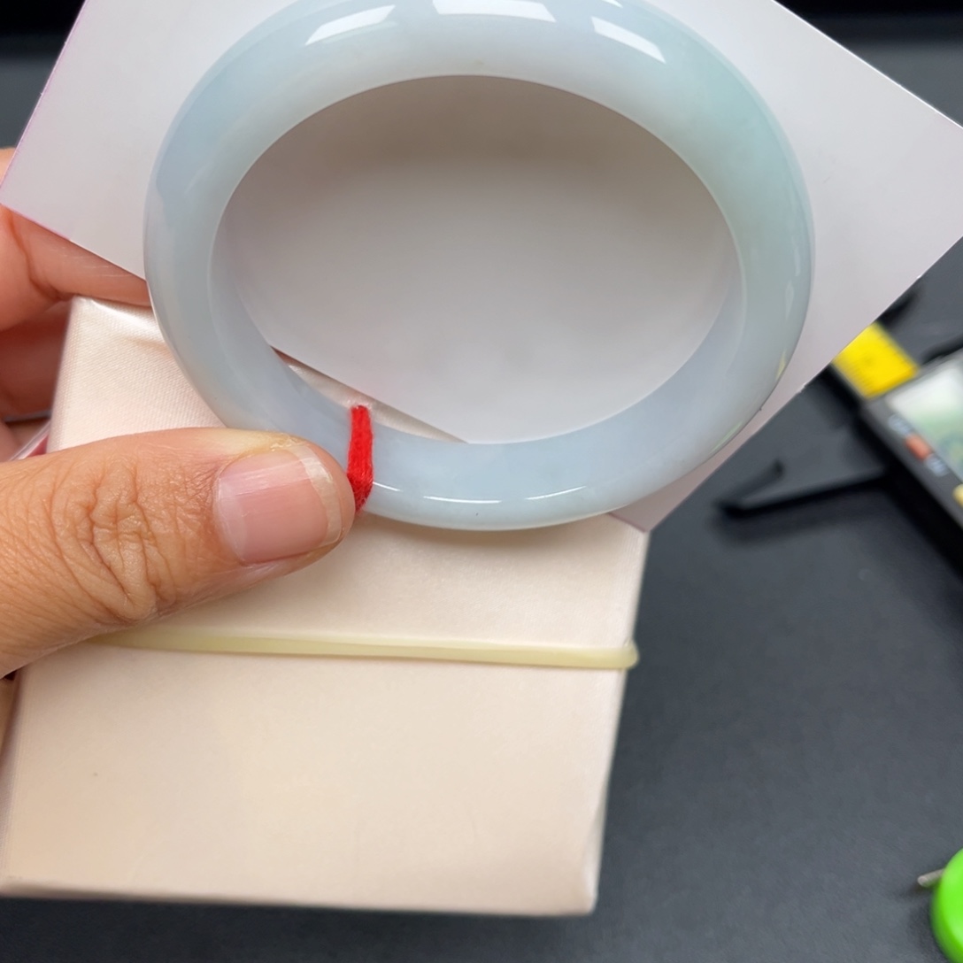 翡翠未镶嵌手镯手镯