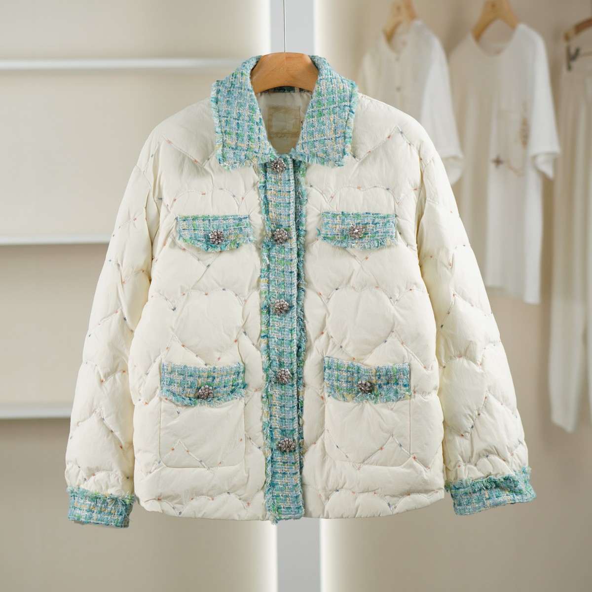 麦迪尚品【芭】5120508 时尚小香风短款羽绒服冬季女装商场同款