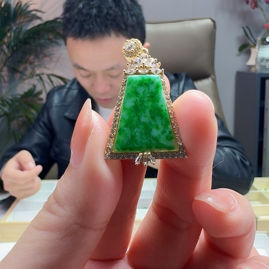 翡翠吊坠(不含链)银S925镶嵌天然