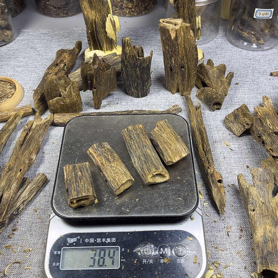 香料奇楠虫漏香38克