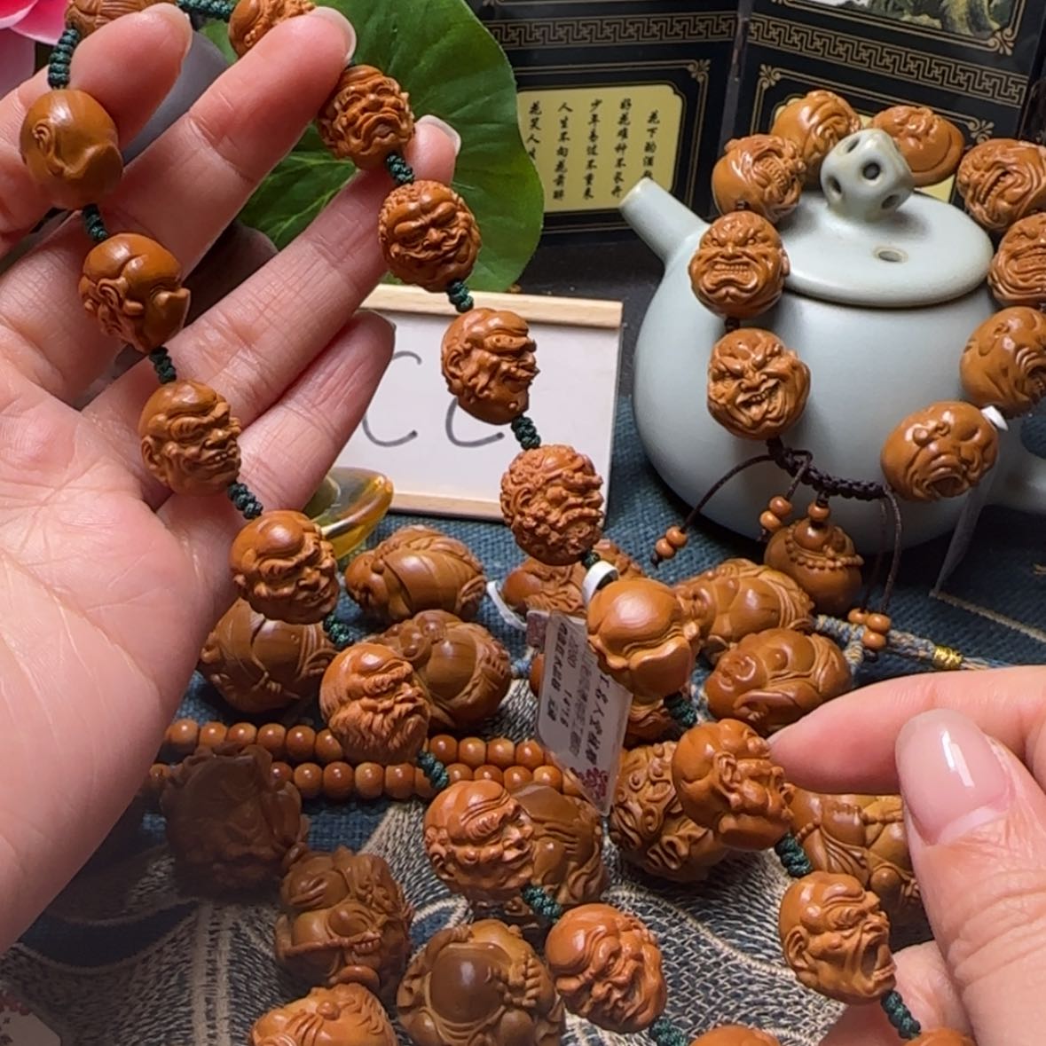 【闪购商品】橄榄核把件小籽梵相十八罗汉