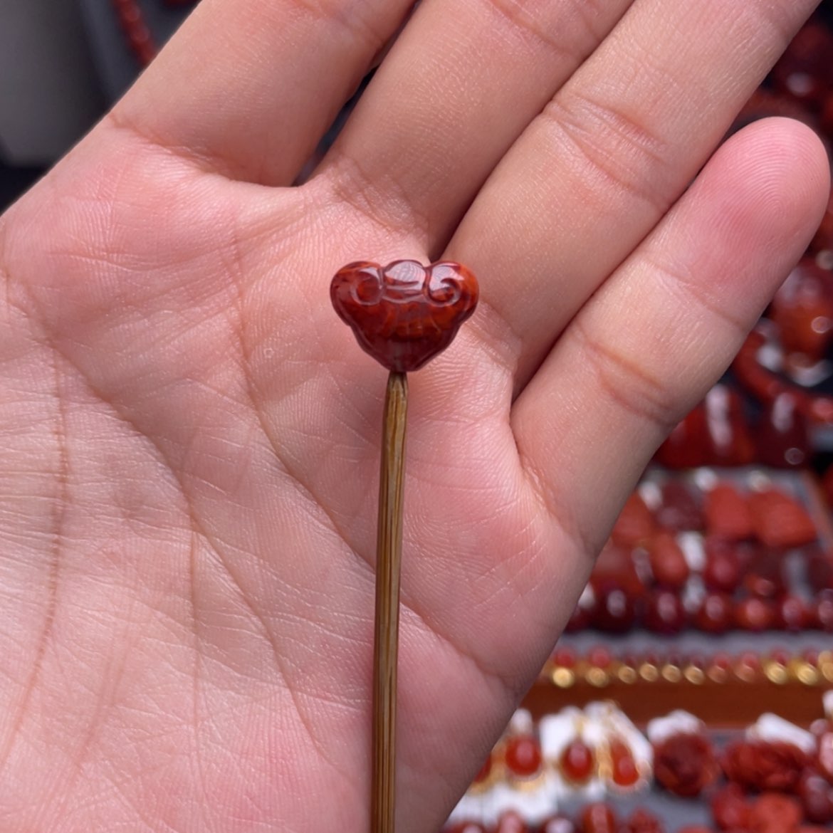 【闪购商品】未镶嵌火焰纹如意14mm南红玛瑙