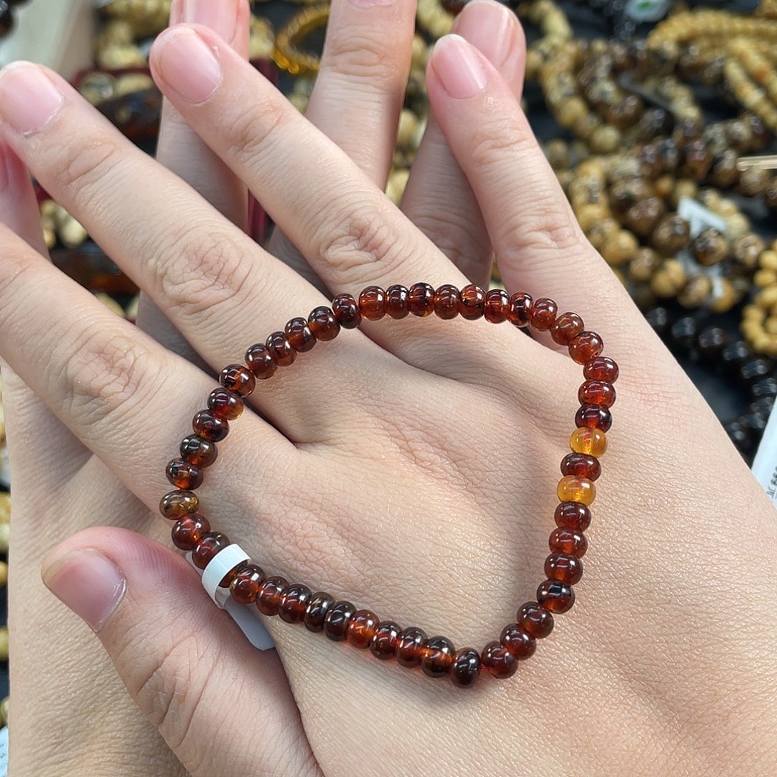 琥珀未镶嵌裸石5mm血珀