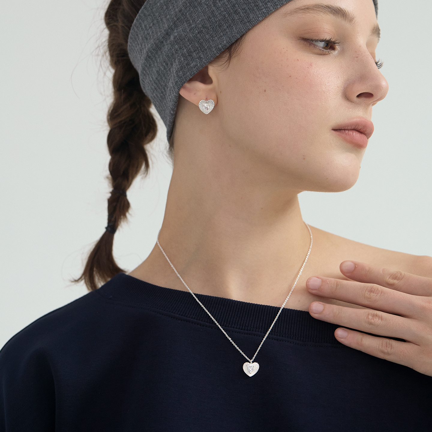 铜合金锆石项链 G/S莫妮卡 法式精致爱心锆石桃心休闲项链锁骨链