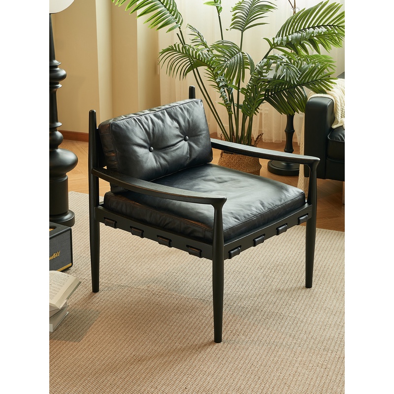 「黑武士休闲椅」北欧复古实木设计师黑色真皮沙发椅单人