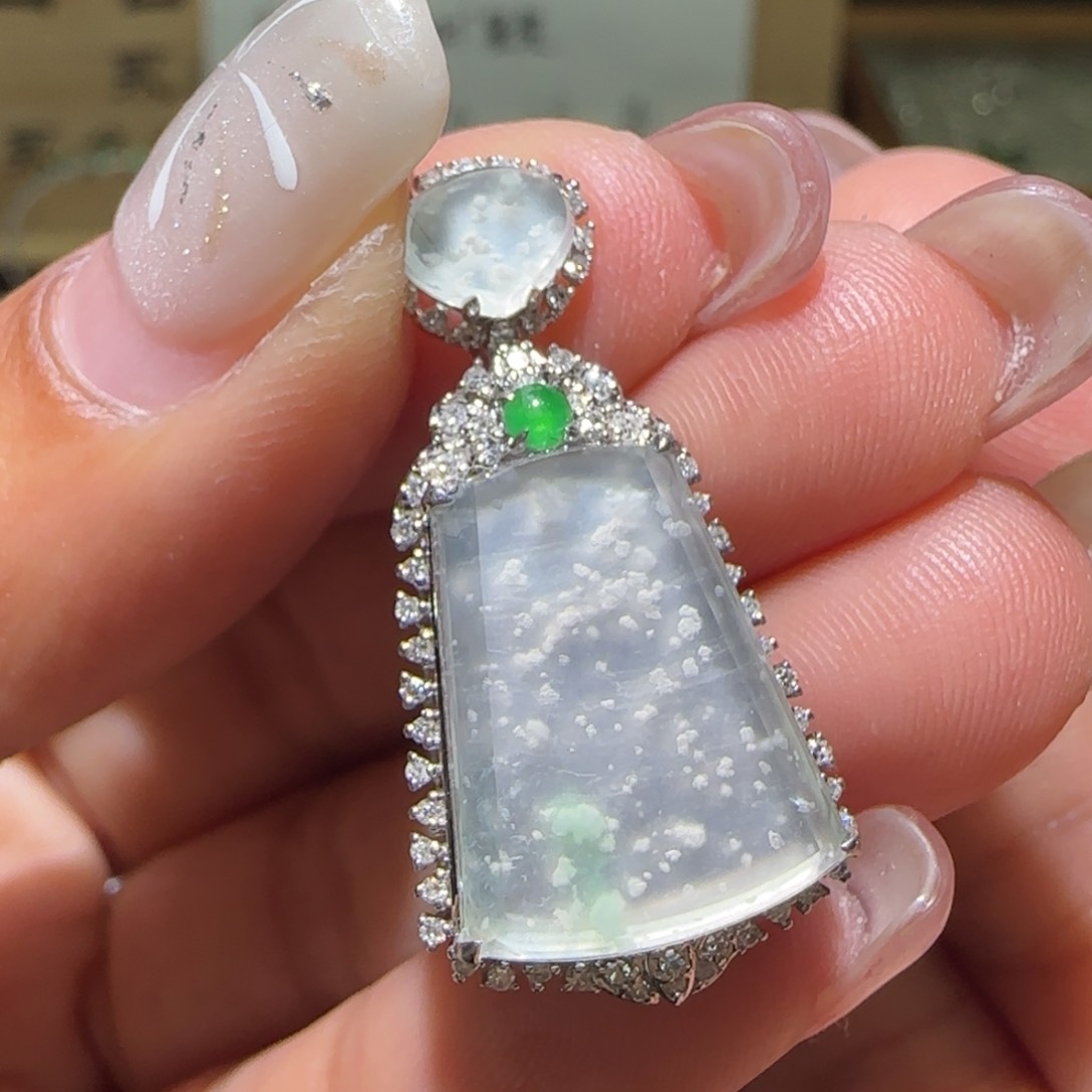 【闪购商品】翡翠颈饰18K金镶嵌缅甸