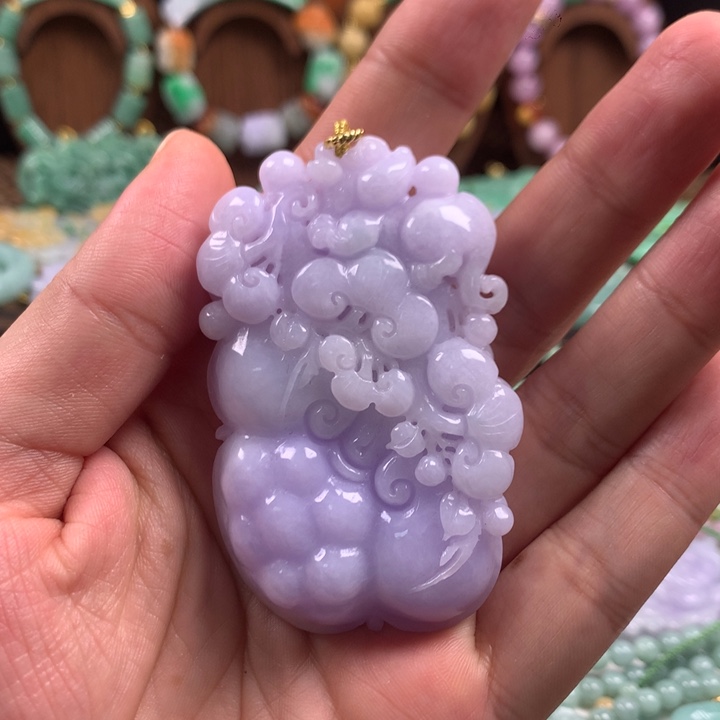 翡翠未镶嵌颈饰吊坠