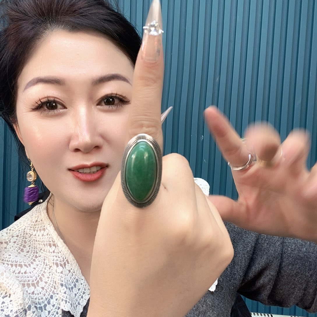 石英质玉手镯合金