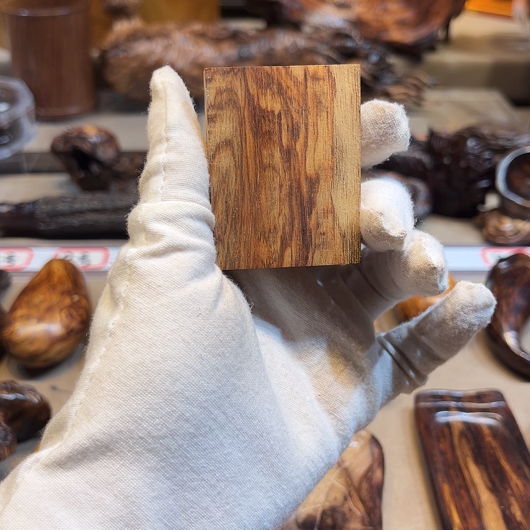 黄花梨/降香黄檀无事牌粗磨