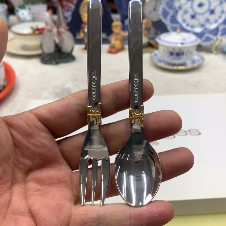 紫砂金瓷阁精品瓷器店