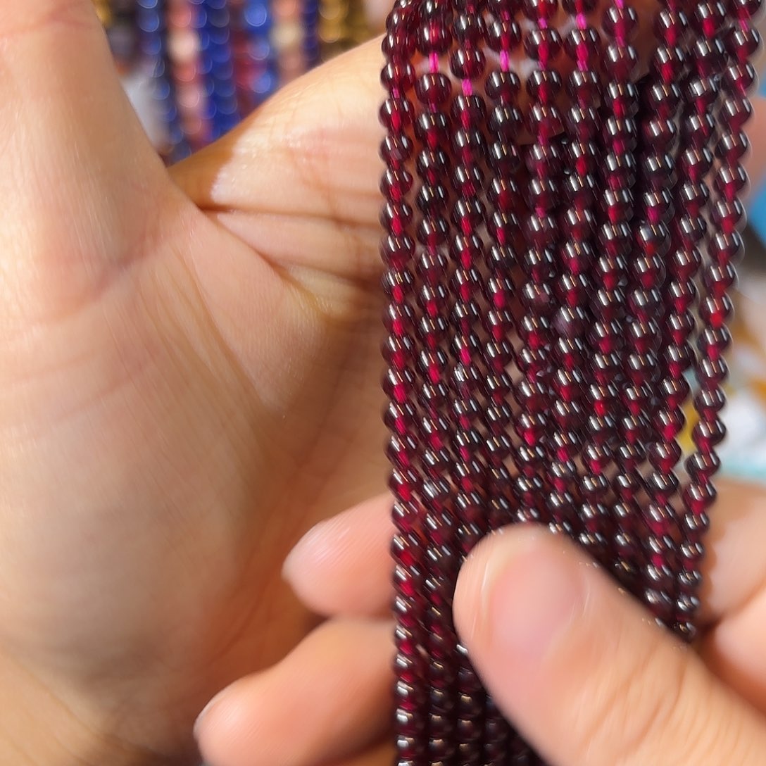 玛瑙/玉髓未镶嵌珠宝半成品石榴石卡4一条