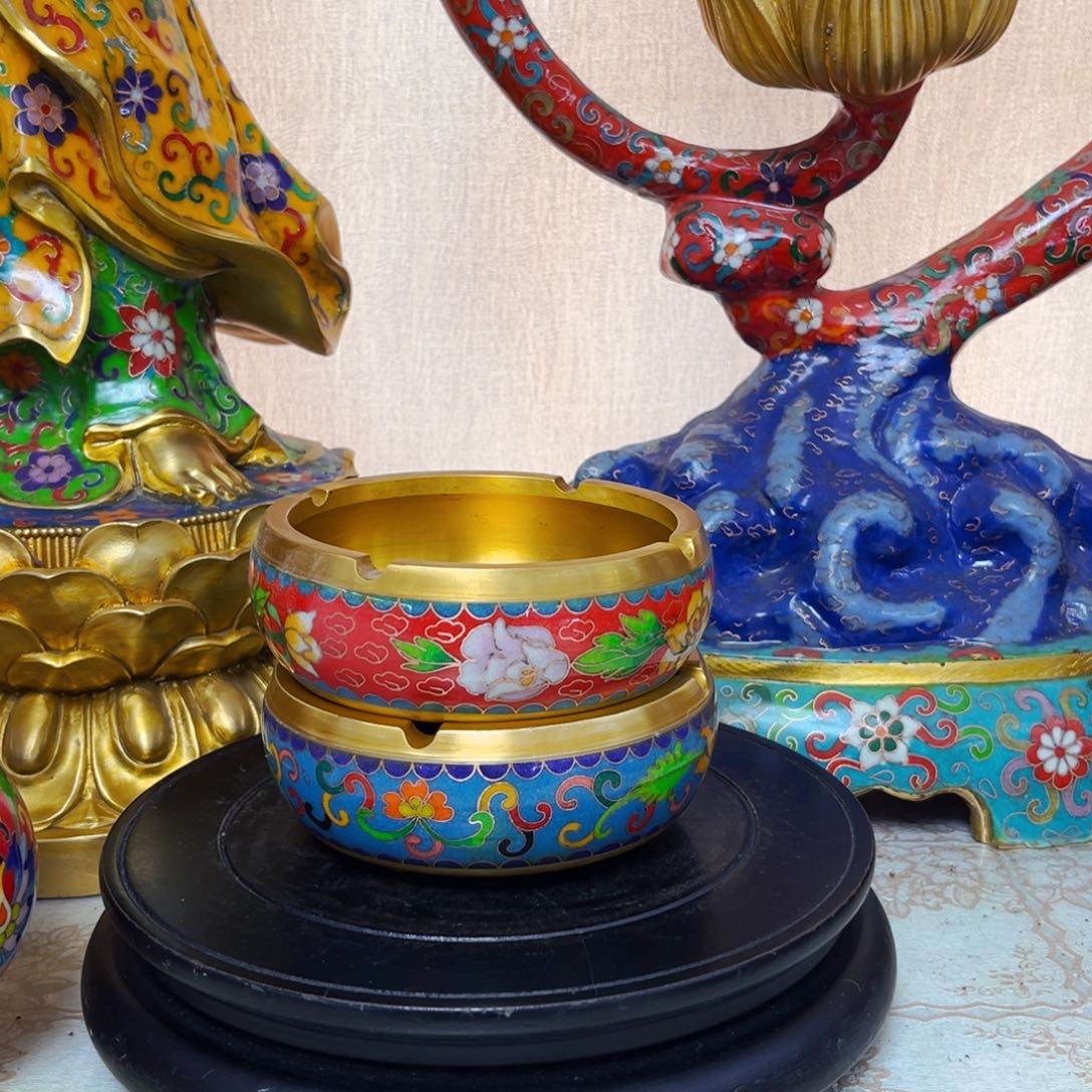 小***流铜景泰蓝烟灰缸两个
