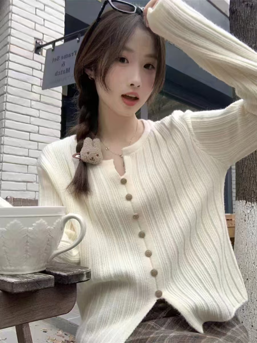 【061】秋冬新款韩版圆领外搭针织软糯时尚纯色