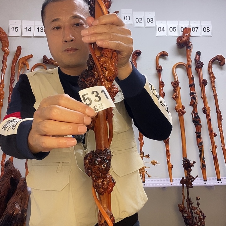 珍***1大叶紫檀（黑酸枝木类）