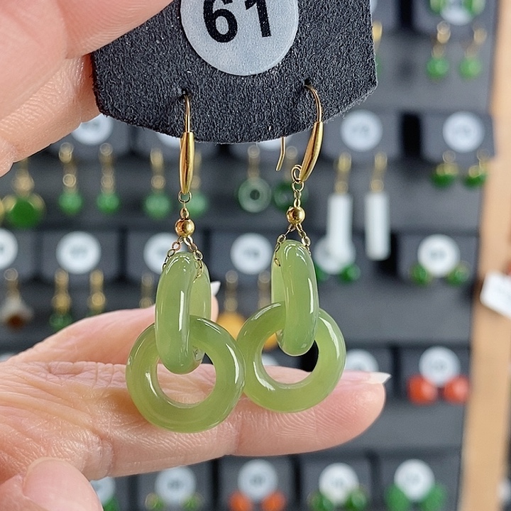 和田玉耳饰18K金镶嵌