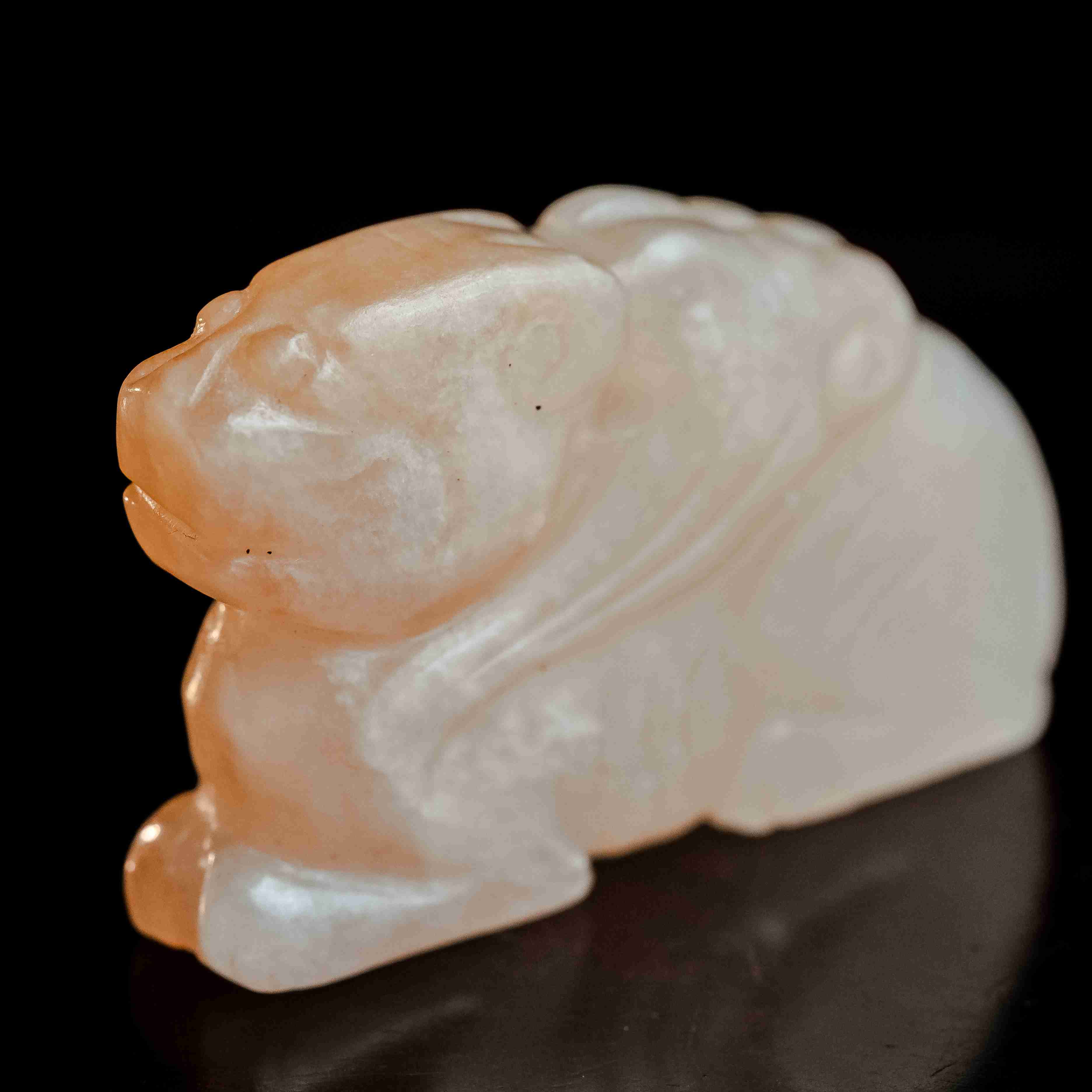 清代和田玉瑞兽花件-NX