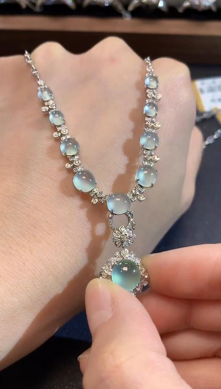 玥集珠宝 18K金 翡翠蛋面套链 多样性发货一件 JH