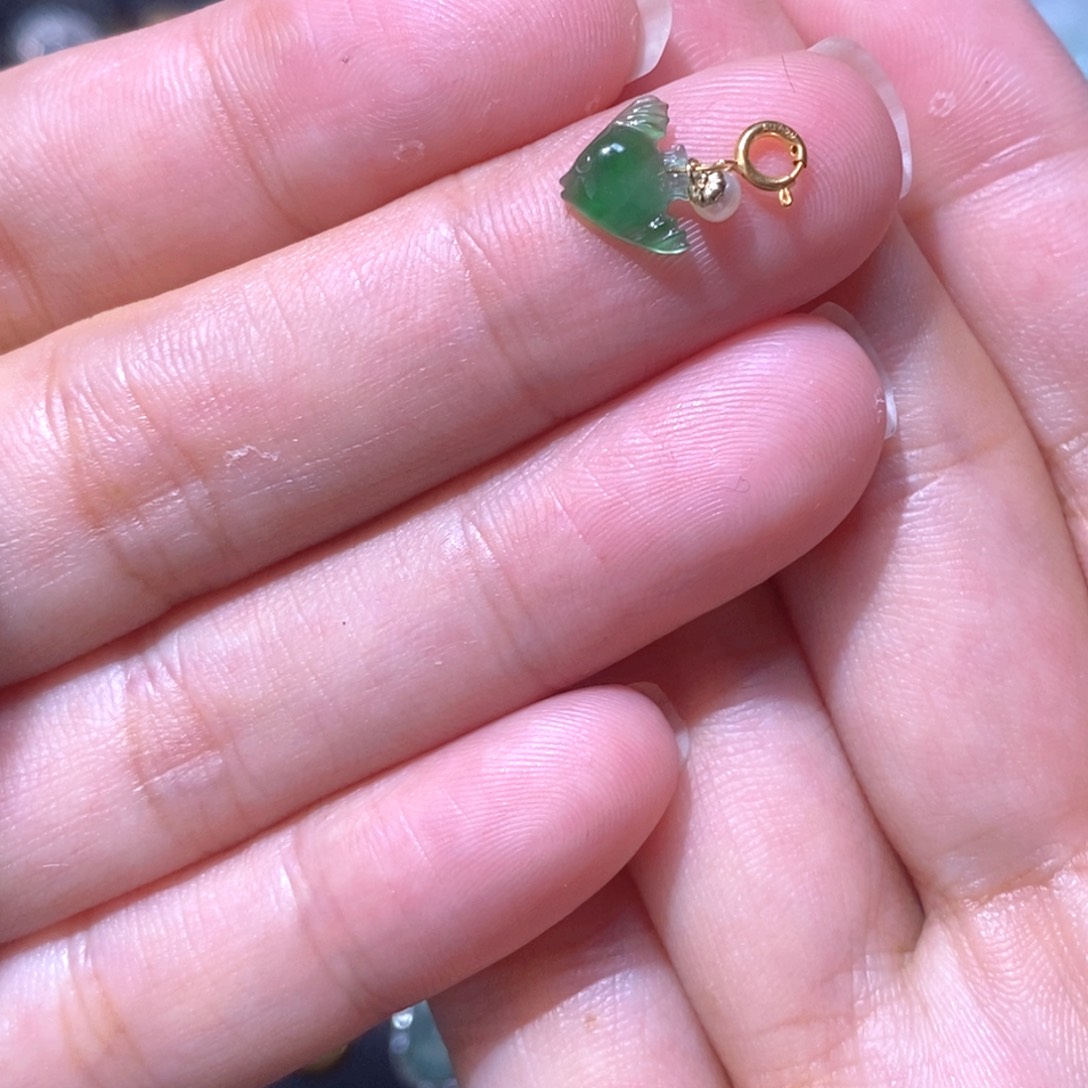 吊坠(不含链)18K金镶嵌翡翠