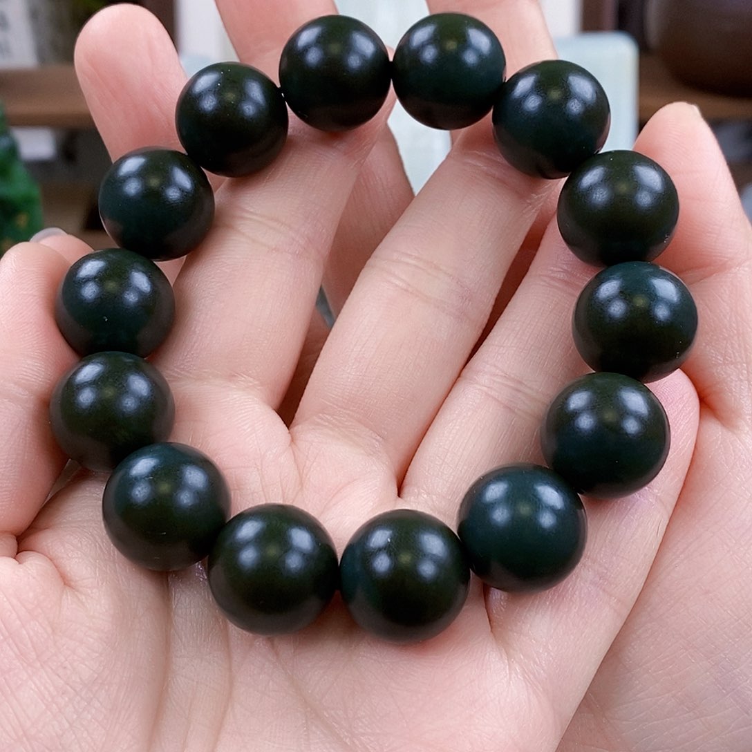 和田玉颈饰未镶嵌风**息