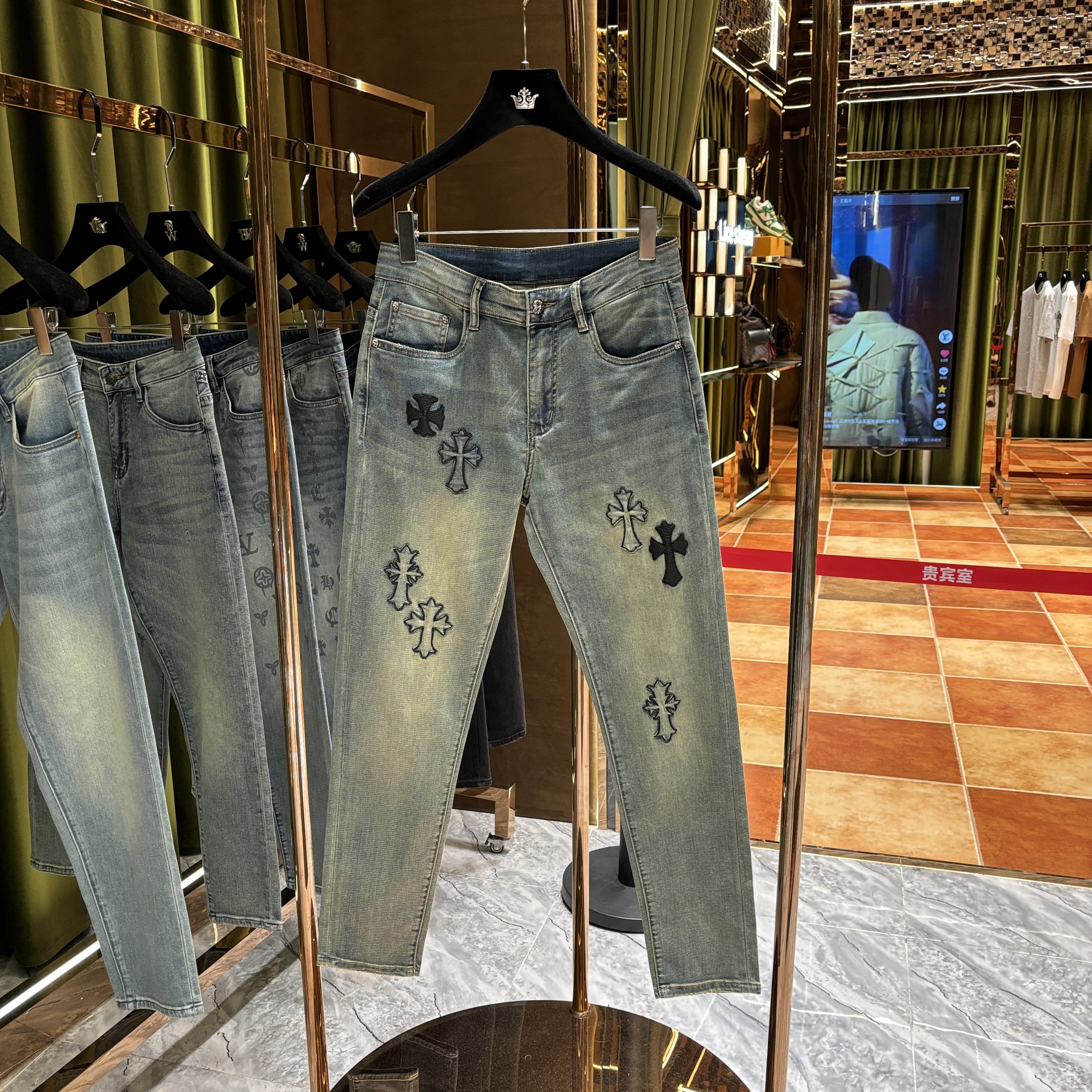 P-【CC-专属】2025年春夏新品 轻奢潮牌重工洗水牛仔裤77079