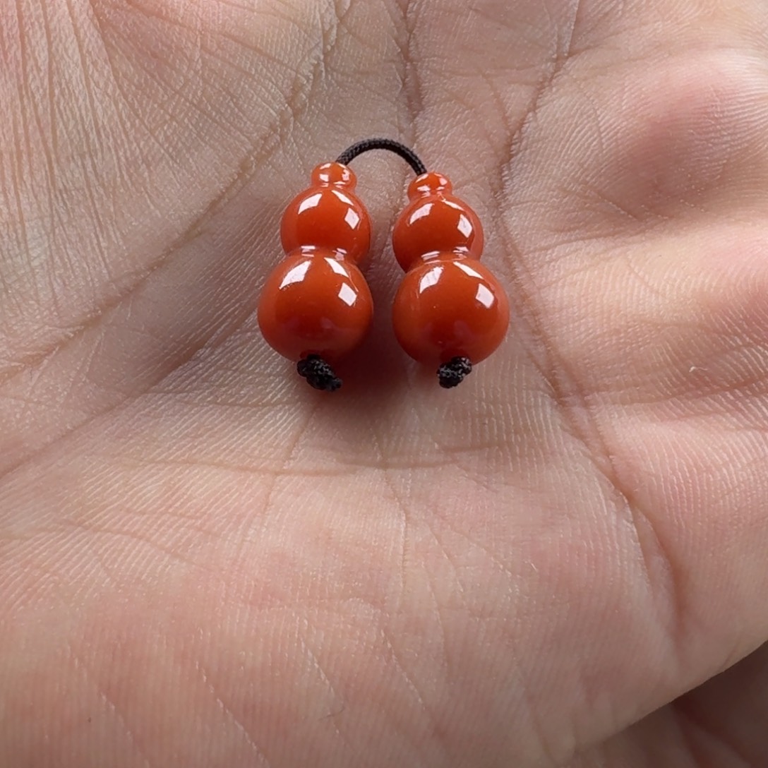 南红玛瑙未镶嵌葫芦对珠