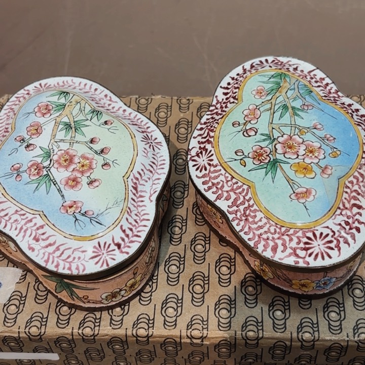 紫砂茶杯菠*包非常美丽漂亮的物品