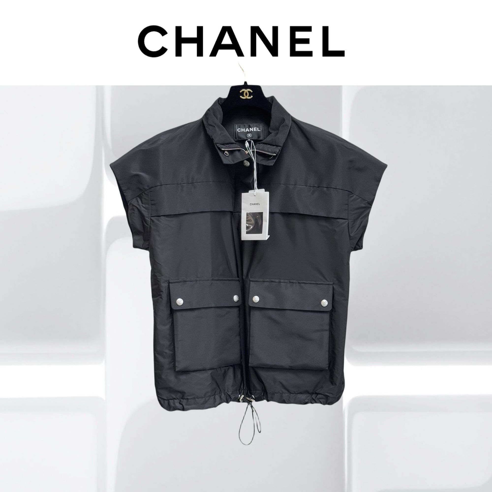 99新 Chanel/香奈儿 36码21N Coco neige滑雪系列 黑色工装马甲