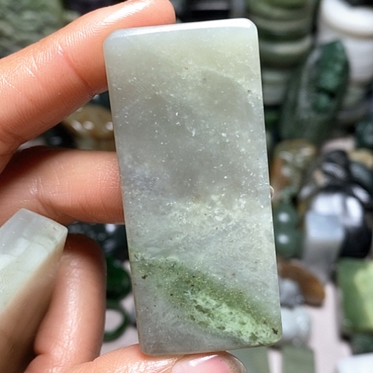 未镶嵌和田玉（糖玉）珠宝半成品