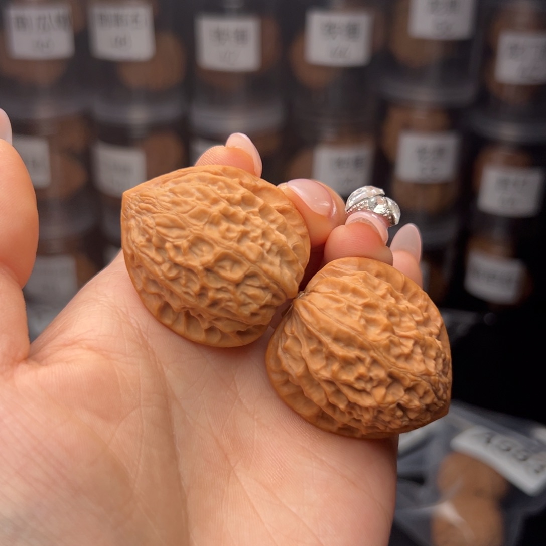 文玩核桃吊坠歪*淘金牛