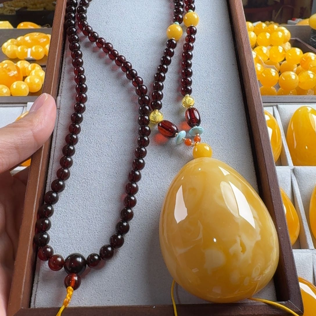 蜜蜡毛衣链未镶嵌