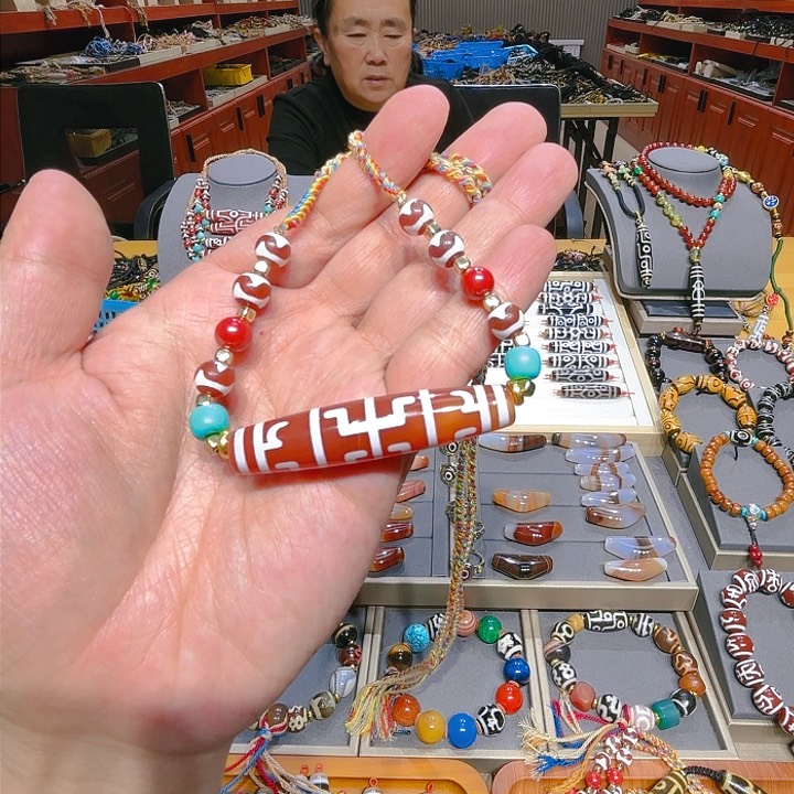 未镶嵌玛瑙/玉髓珠宝奇石