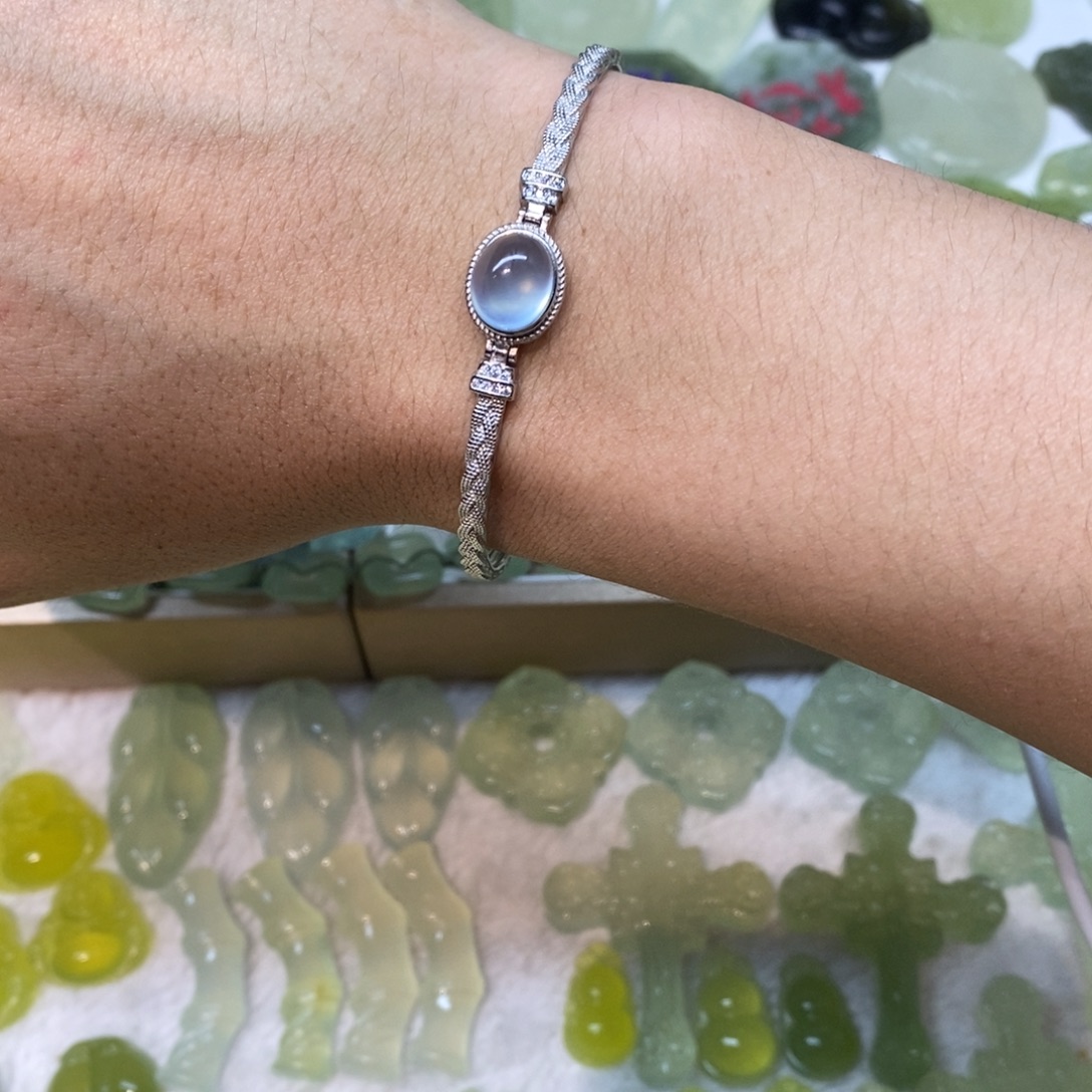 落***落岫玉银S925镶嵌手链