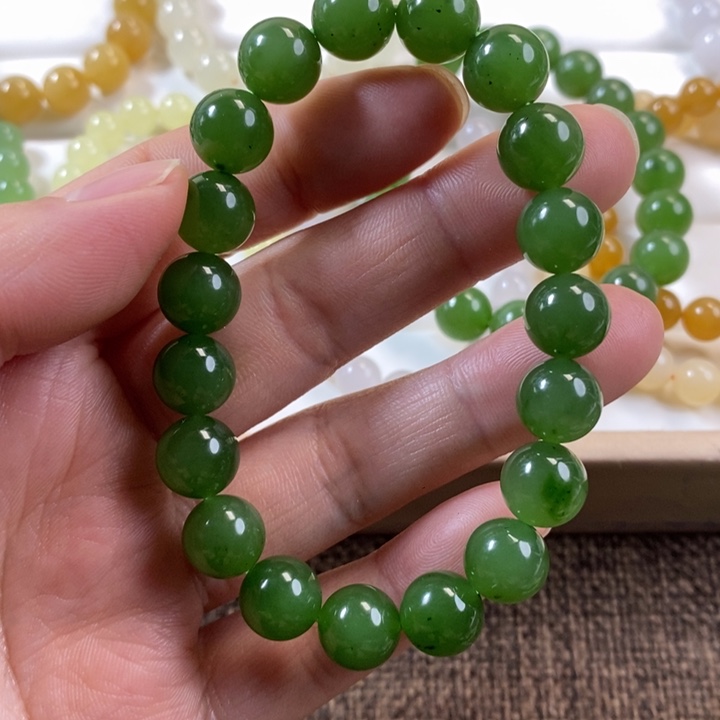 公***岁和田玉未镶嵌手链