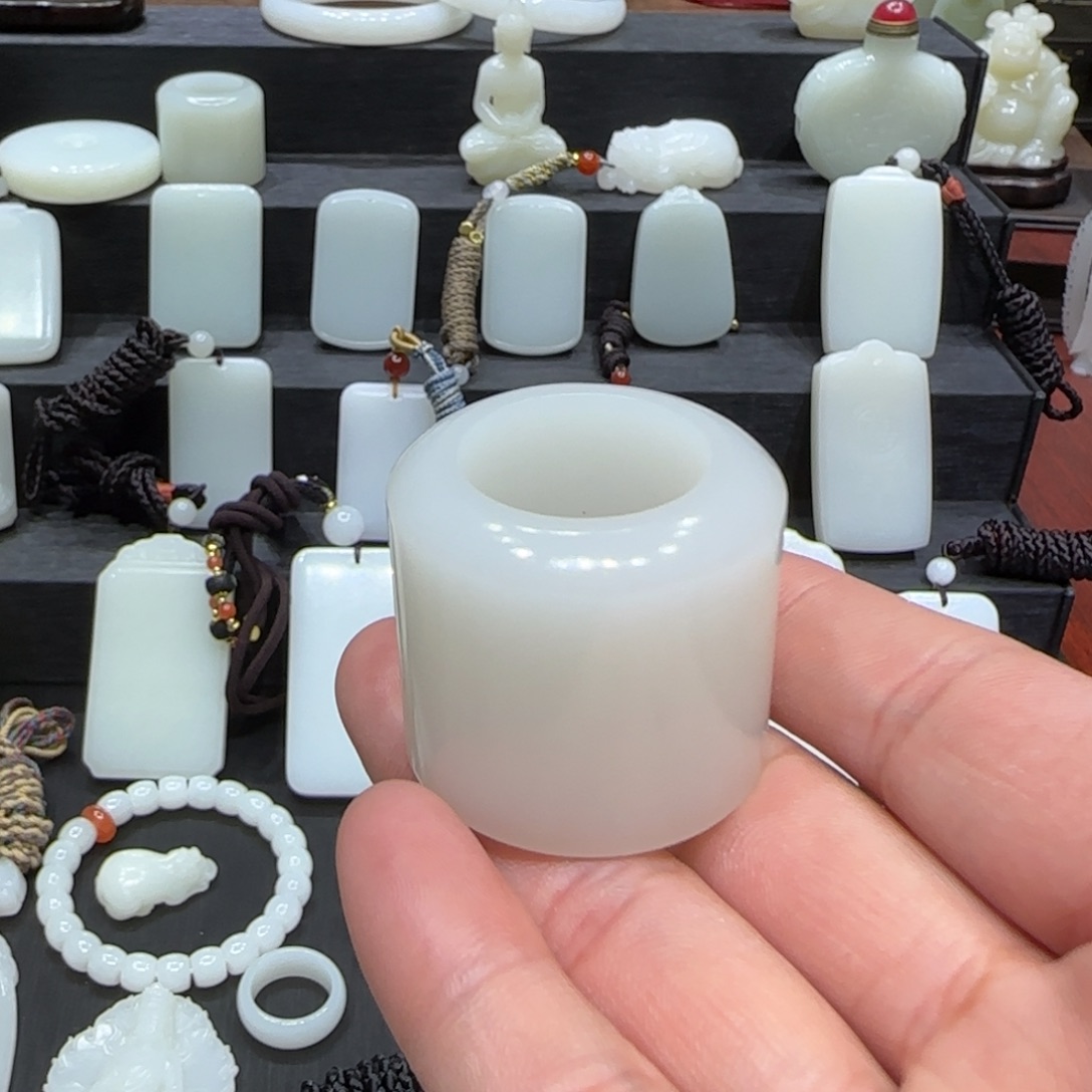 和田玉挂件未镶嵌L*C