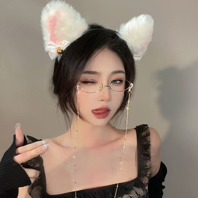 B可爱百搭潮流时尚眼镜链ing