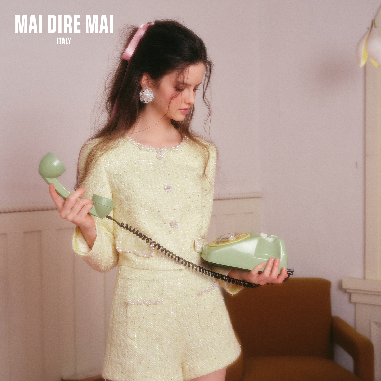 MAI DIRE MAI亮片小香珍珠重工长袖外套高腰短裤套装女冬气质优雅