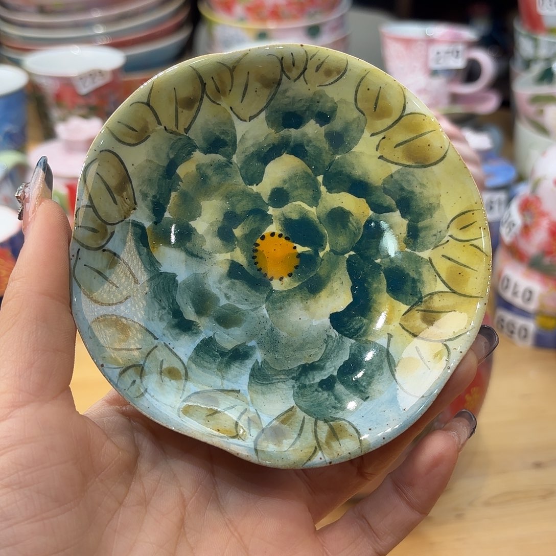 瓷片你要好好休息噢勒