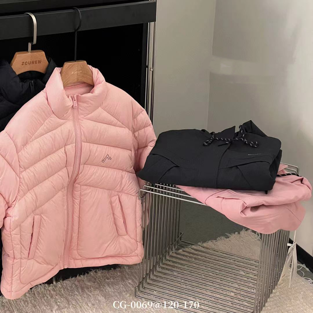 10069高端潮流时尚潮品童装两件套鸭外套A9-2边藏青C14-4边