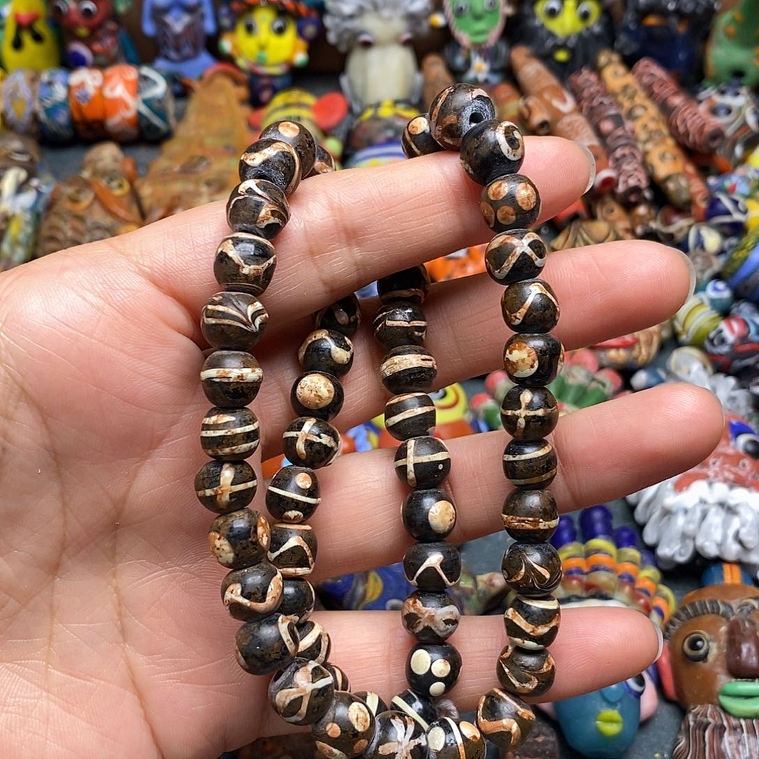 琉璃颈饰琉璃链子