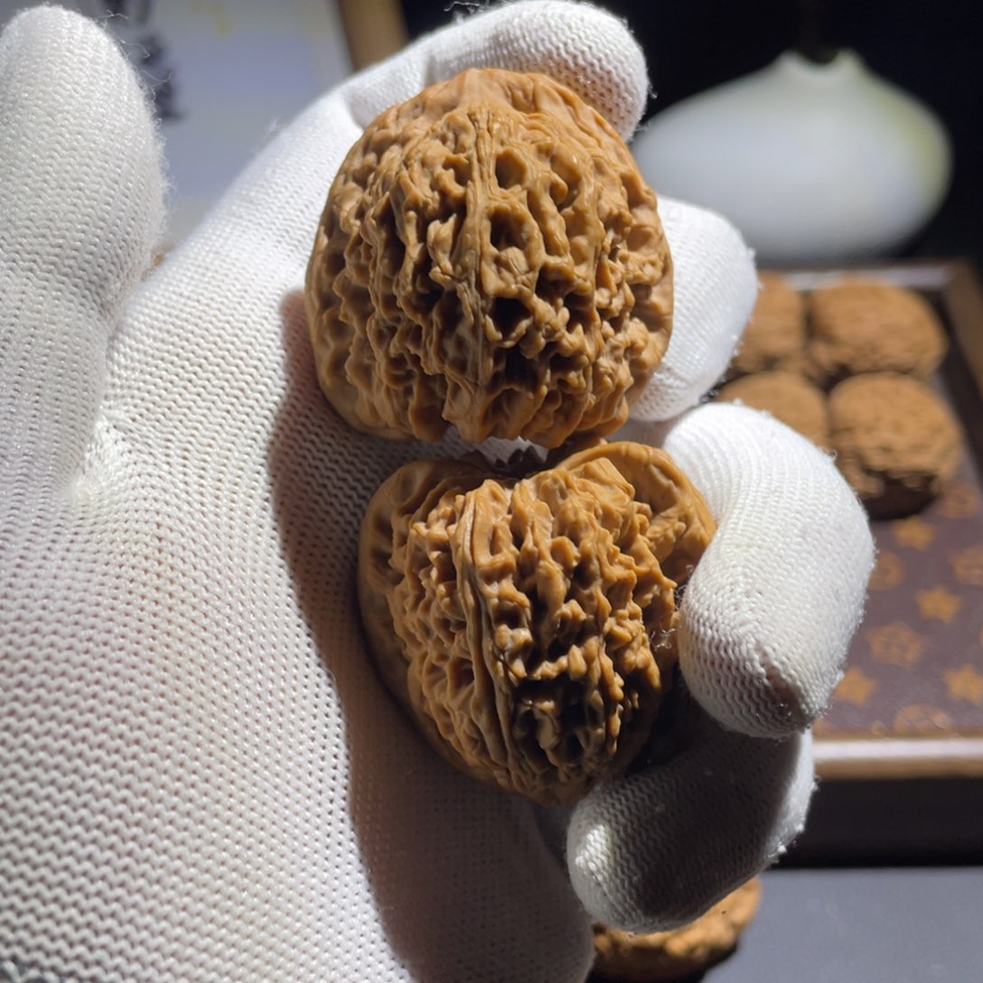 文玩核桃吊坠你****款核桃