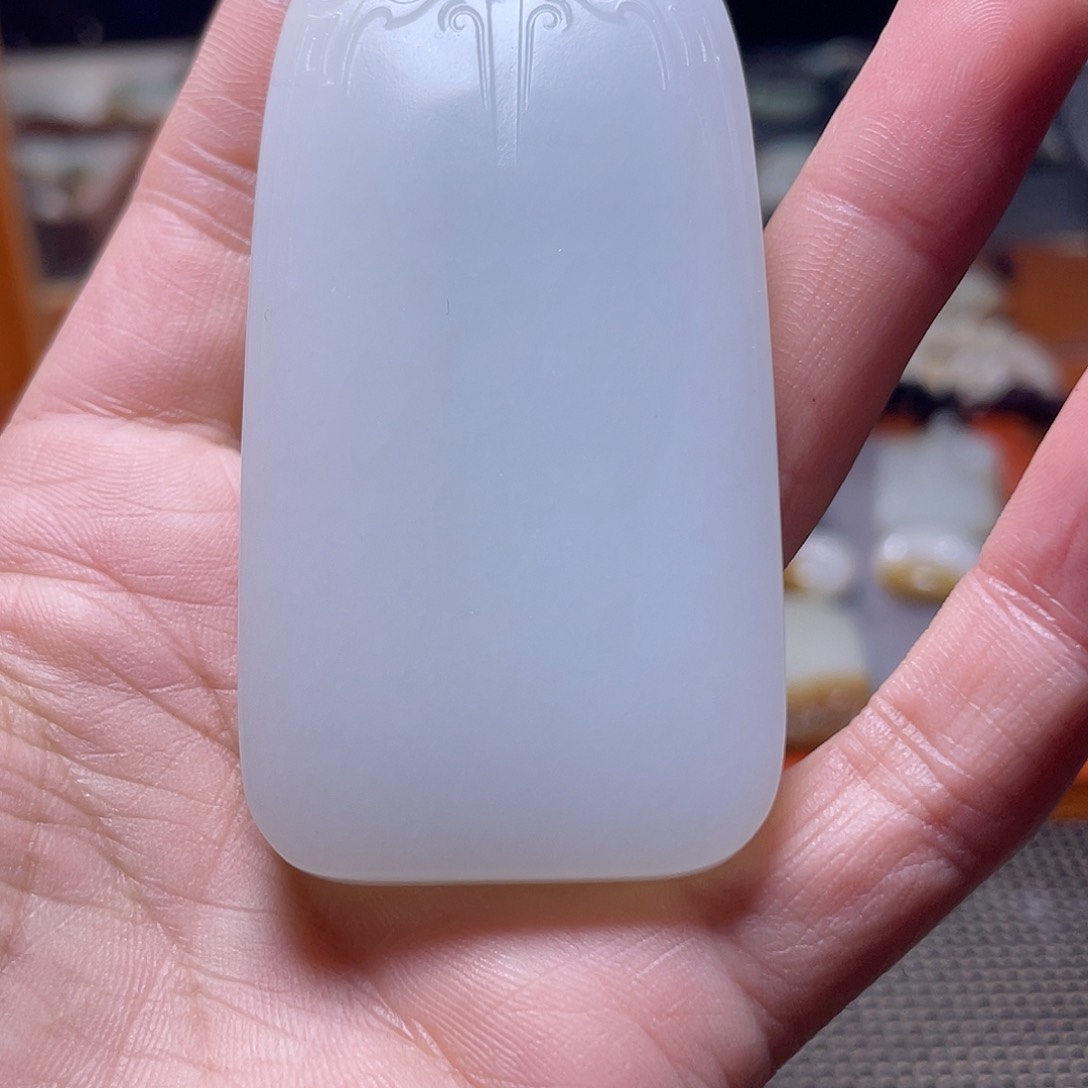 定制和田玉挂件未镶嵌