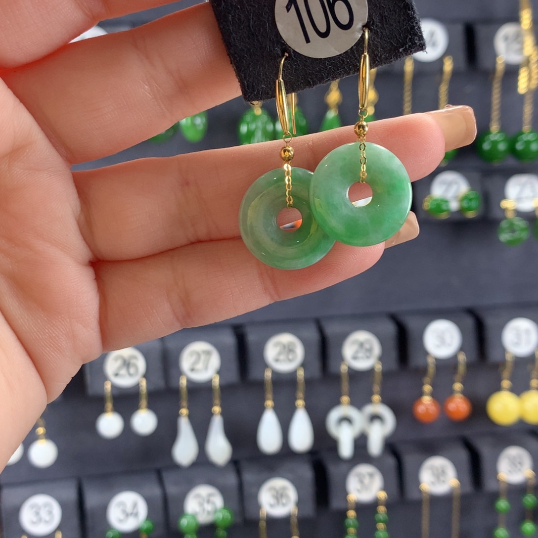 翡翠耳饰18K金镶嵌小*典